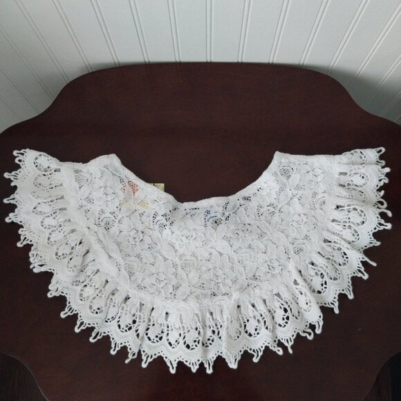 April Cornell Vintage Victorian Style Lace White Dutch Collar New With Tags - Picture 6 of 14